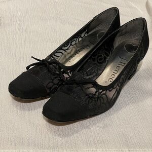 J. Renee Shoes Women's Black Mesh Medium Heel Dress Pumps Size 6.5M